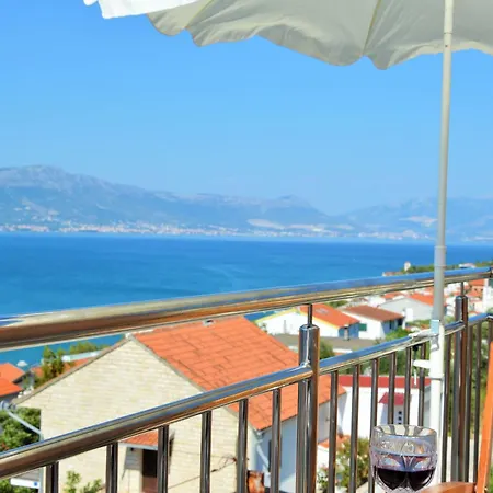 Mit Grill- Terrasse Und Garten By Interhome Apartman Trogir