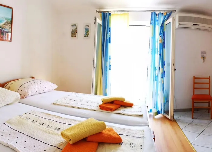 Apartman Mit Grill- Terrasse Und Garten By Interhome Trogir